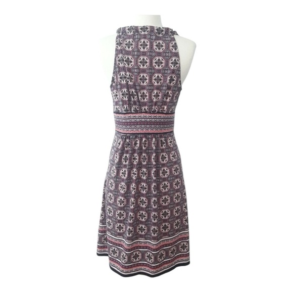 MAX STUDIO Womens Sz XL Purple Floral Geometric V-Neck Pleated Stretch Dress - Picture 2 of 8